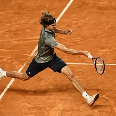 Александр Зверев в ярости из-за потери багажа перед теннисным турниром