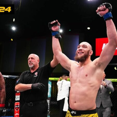 Валтер Уокер одерживает очередную быструю победу удушающим приемом в UFC Vegas 102