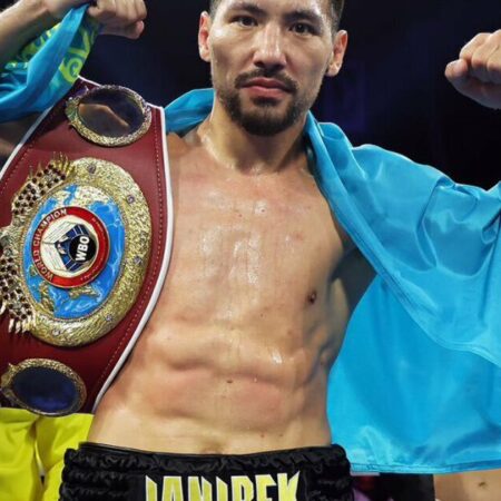 Каллум Джонсон готовится к неожиданному бою с экс-чемпионом мира в андеркарде Жанибека Алимханулы