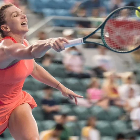 Симона Халеп объявила о завершении карьеры после поражения на домашнем турнире