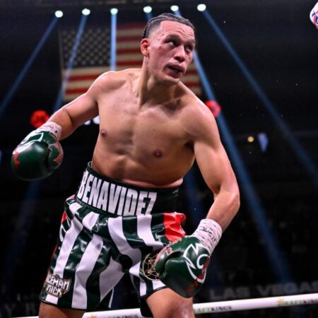 Тренер Бенавидеса уверен в нервозности соперника перед боем