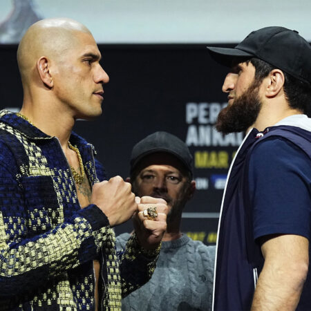 Объявлен основной кард UFC 314: Волкановски против Лопеса возглавят турнир