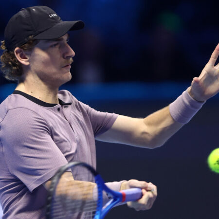 Чемпион Уимблдона Макс Перселл дисквалифицирован за допинг и должен вернуть £100,000