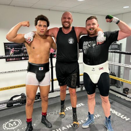 Три потенциальных боя для восходящей звезды супертяжелого веса Мозеса Итаумы