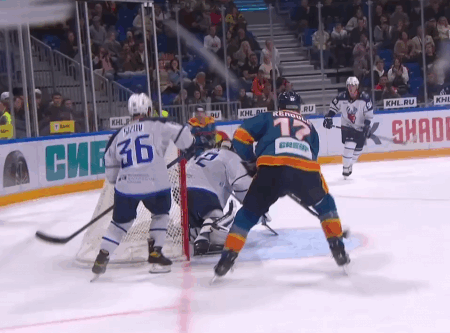 «Шанхайские драконы» прервали победную серию «Торпедо», нанеся первое поражение в сезоне