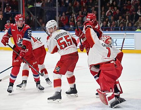 Игровой день КХЛ: «Локомотив» разгромил «Барыс», «Автомобилист» вырвал победу у «Амура»