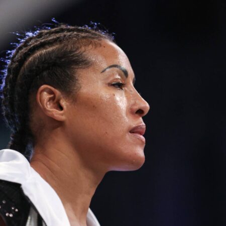 Прощальный Поединок: Завершение Блестящей Карьеры Сесилии Брекхус