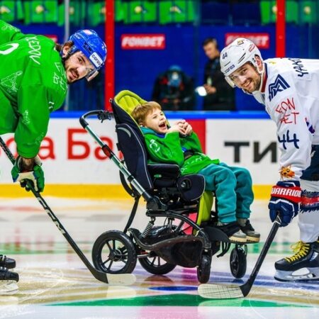КХЛ: Добрые дела и вирусные тренды в соцсетях