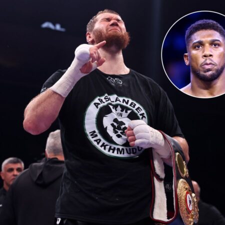 Махмудов подтверждает бой с Джошуа в следующем году