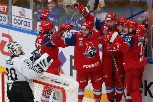 Триумфальные победы в КХЛ: камбэк «Локомотива» и разгром от «Динамо»