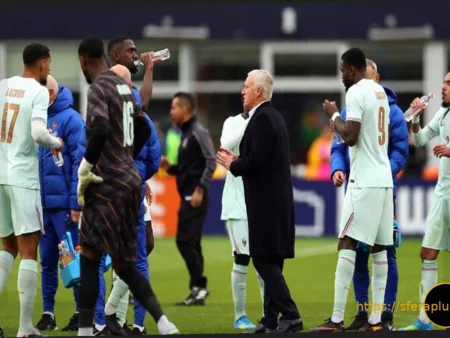 «Я не хочу, чтобы мой спорт к этому стремился»: Эрик Ди Меко не убежден в необходимости «пауз на охлаждение» на каждом матче ЧМ-2026