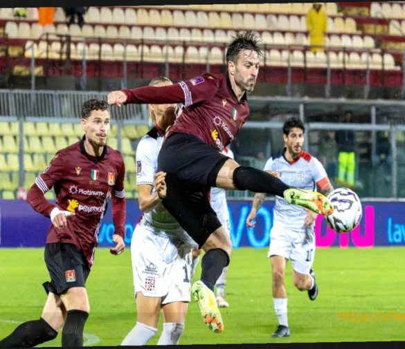 «Ливорно» терпит поражение на Сардинии, «Торрес» побеждает со счетом 3:1