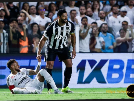 Халк переводит разговор на себя, отвечая на вопрос о Неймаре на Кубке Америки